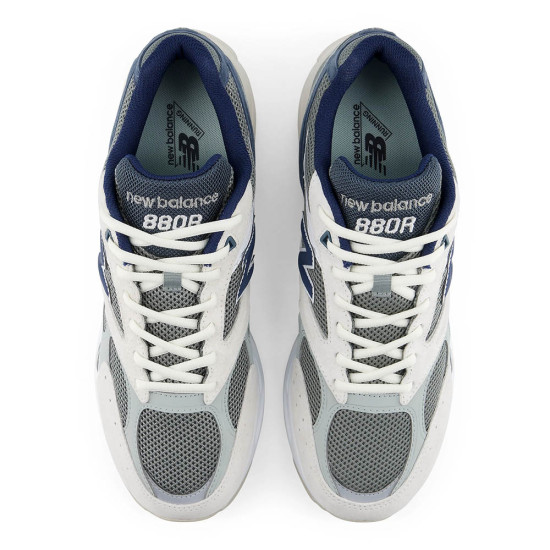 New Balance 880R